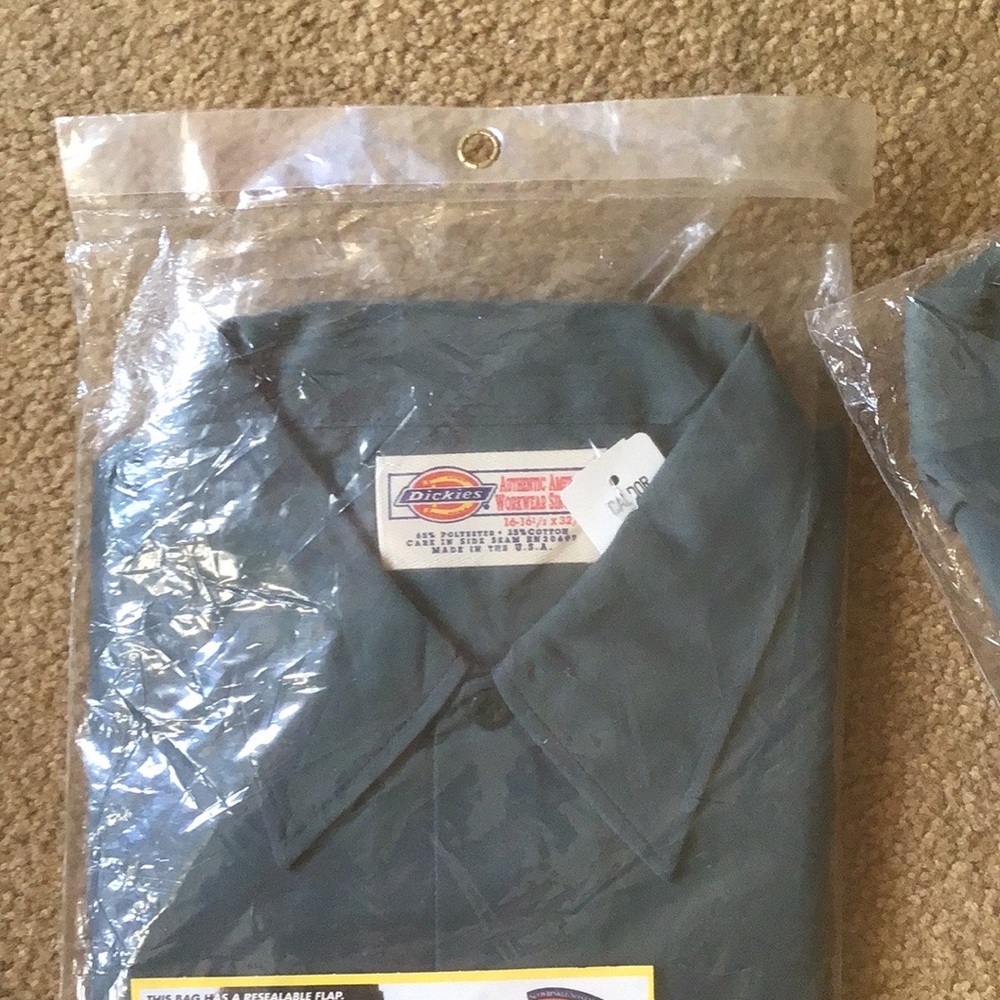 Dickies Mens Long Sleeve Work-shirts. Qty: 3 Color: Lincoln Green - Picture 2 of 4